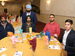 Members Ejoy The Party