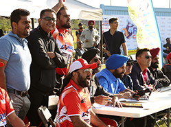 Plyers Enjoy The Match